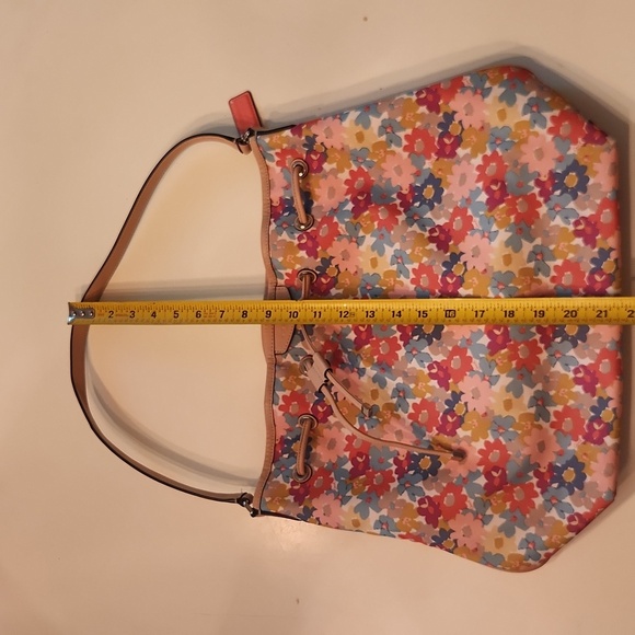 Coach Designer Floral Print Canvas Pink Colorful Drawstring handbag Purse - Picture 11 of 13
